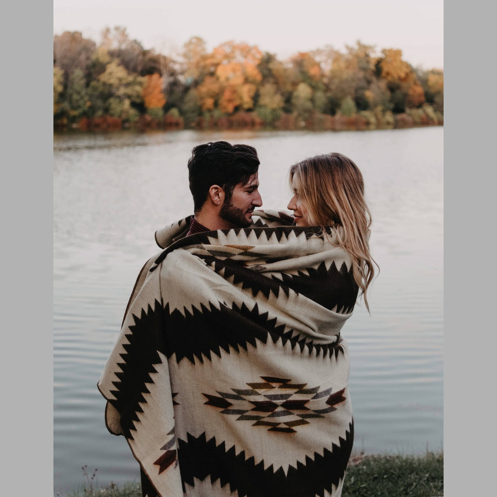 Tsachila Throw Blanket - Chocolate - Retreat Home Furniture