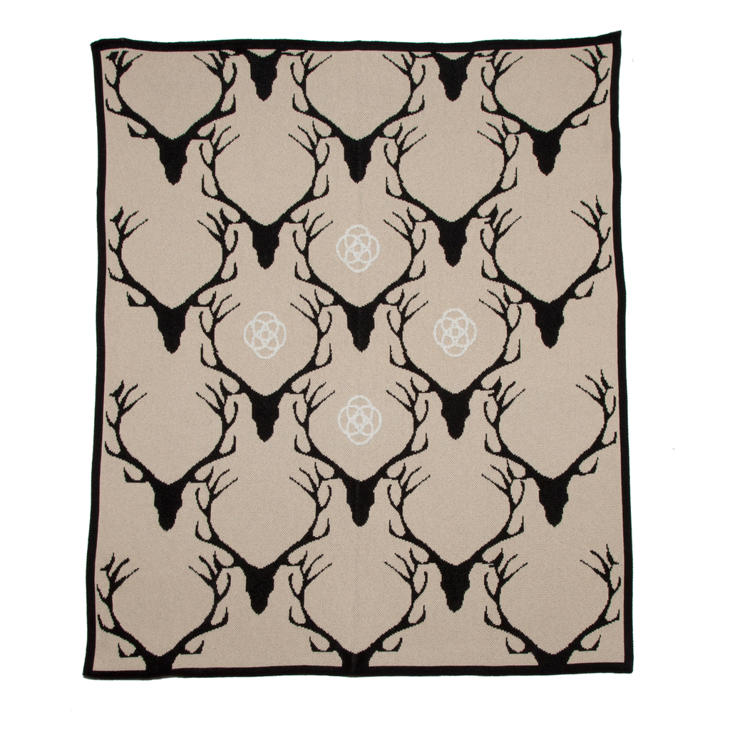 Mountain Stag Longhorn Throw Blanket - Retreat Home Furniture