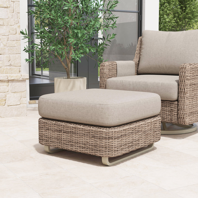 Vista Wicker 4 Piece Set | Floor Model Closeout - Retreat Home Furniture