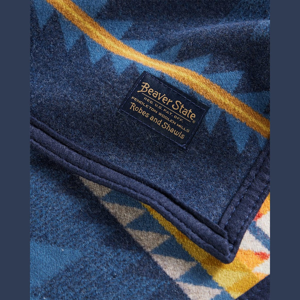 Cascadia Jacquard Blanket Retreat Home Furniture