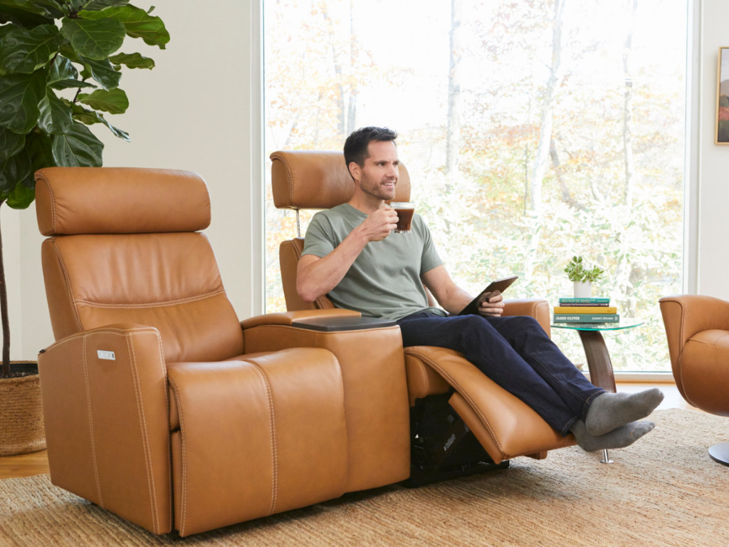 Milan Wall Saver Power Reclining Loveseat Retreat Home Furniture