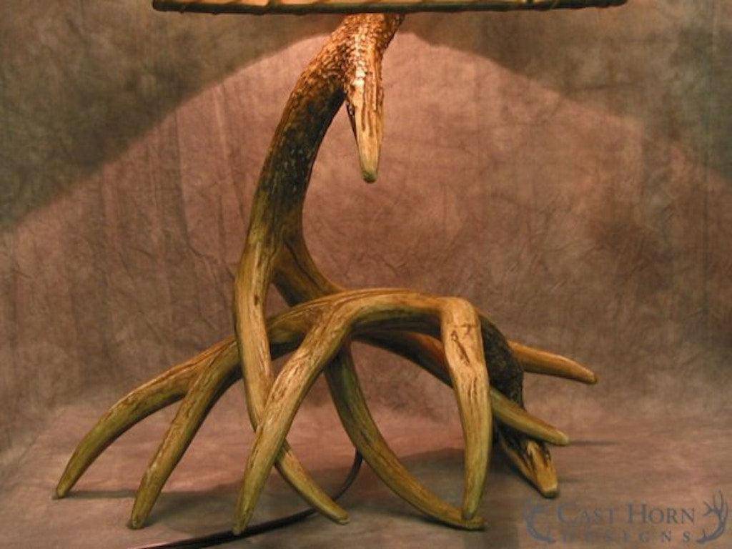WHITETAIL DEER 2 ANTLER LAMP