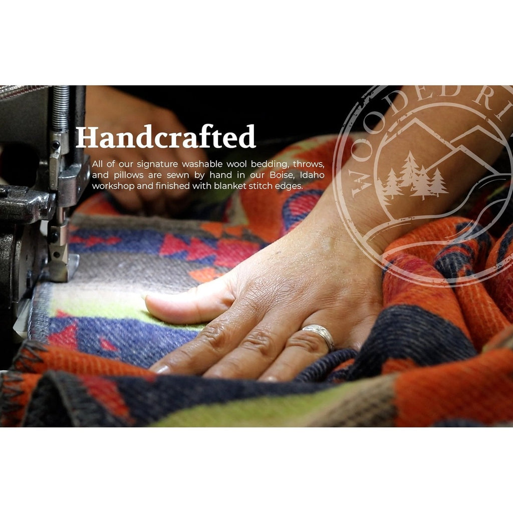 McWoods Bedspread Set